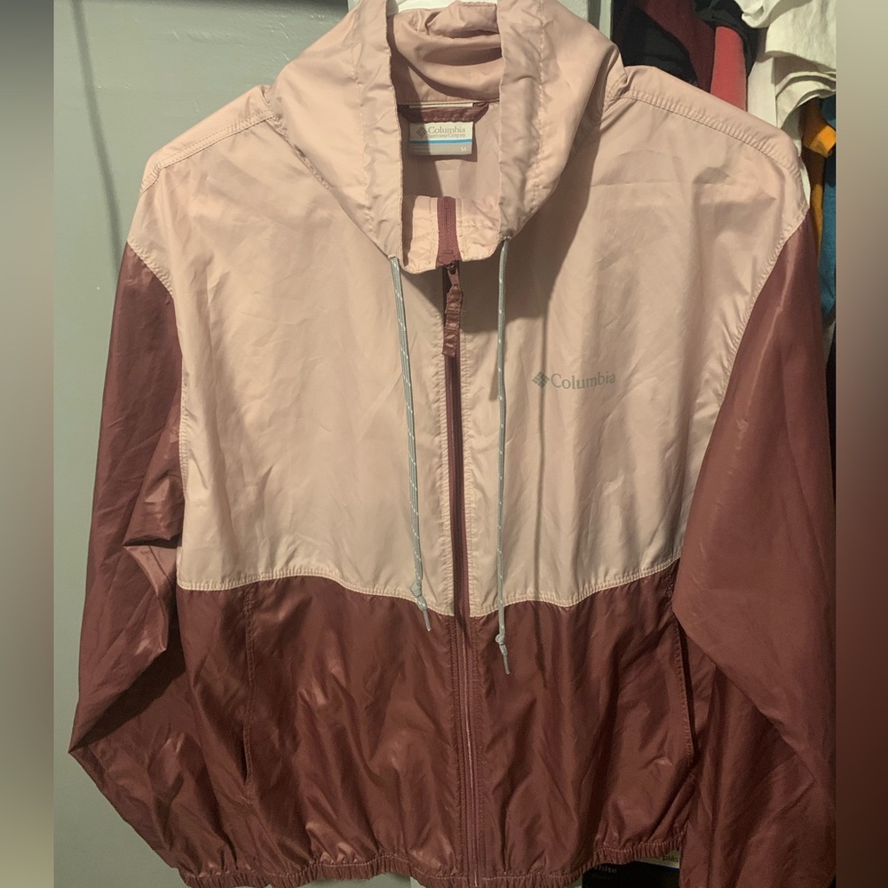 Columbia windbreaker